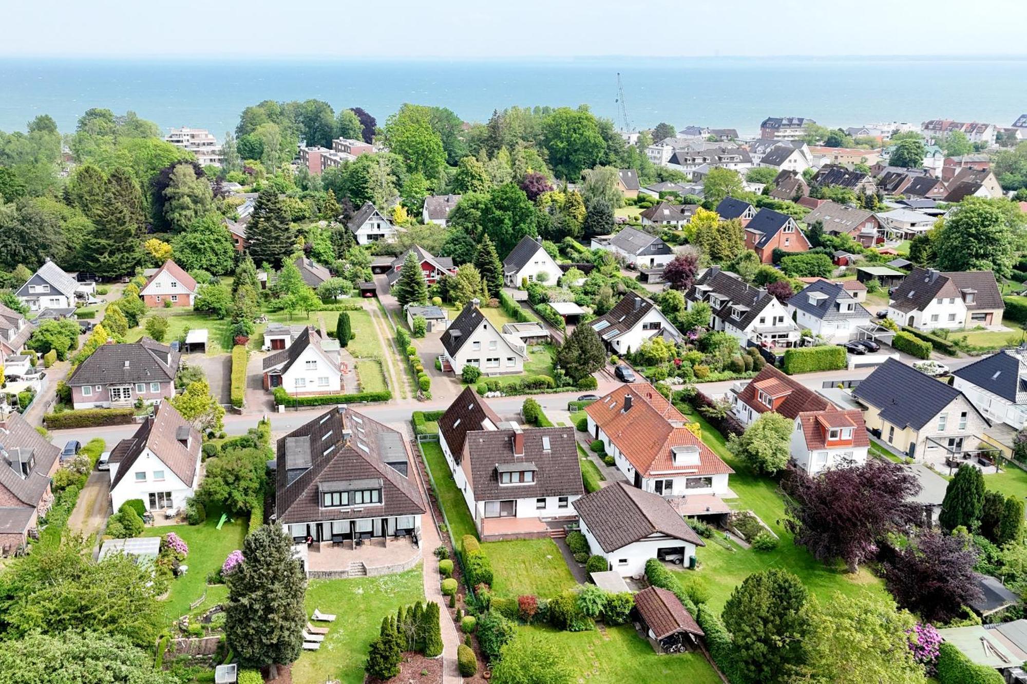 Moderne Maisonette Ferienwohnung Mit Gartenzugang, Nur 7 Gehminuten Zum Strand, Parkplatz & Fahrradunterstellplatz Scharbeutz Zewnętrze zdjęcie